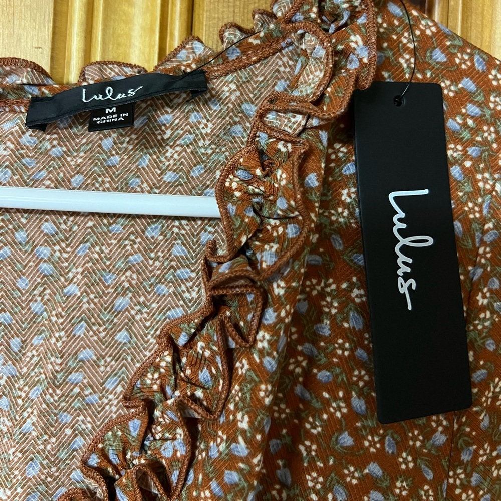 Lulus dress - Picture 2 of 6
